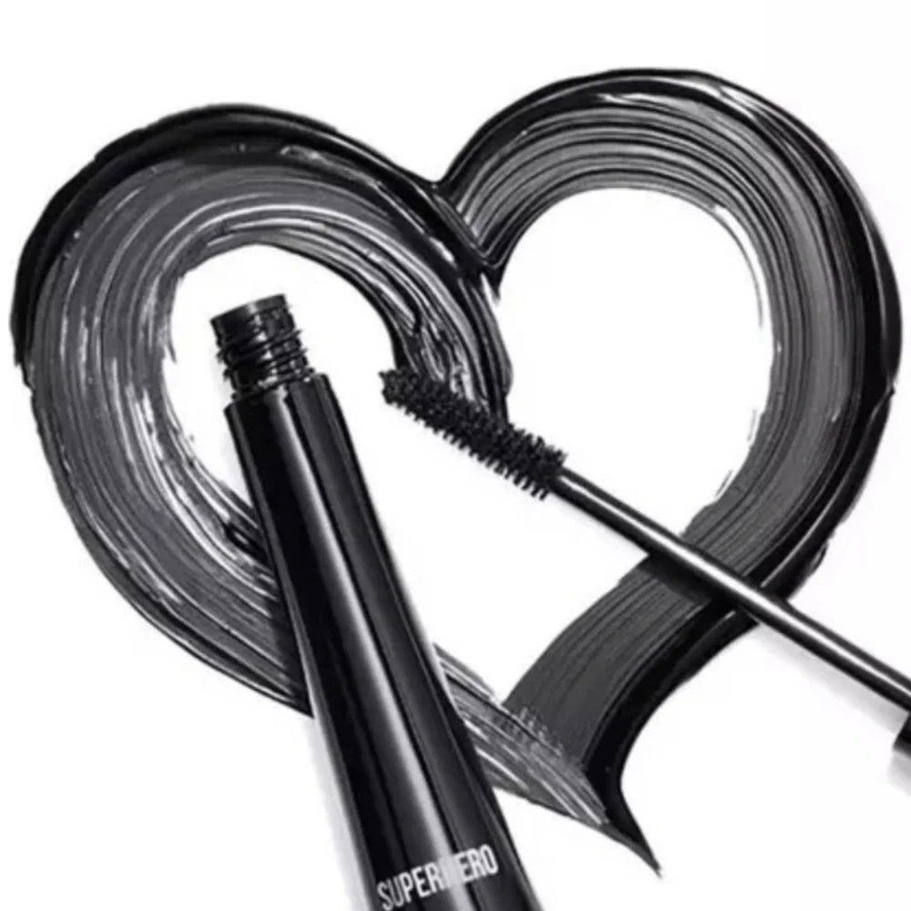 Superhero Volumizing Mascara